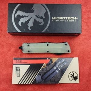 Microtech Combat Troodon Jade Green G10