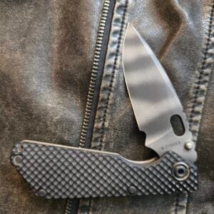 Strider SNG-Gray Gunner Grip Tiger Stripe CPM 154